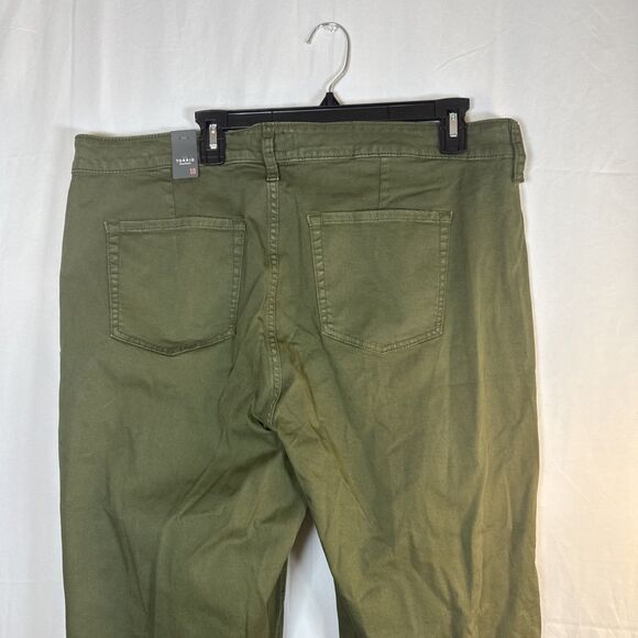 Women’s Torrid Crop Wide Leg Stretch Twill High Rise Patch Pant Green NWT - Picture 12 of 15